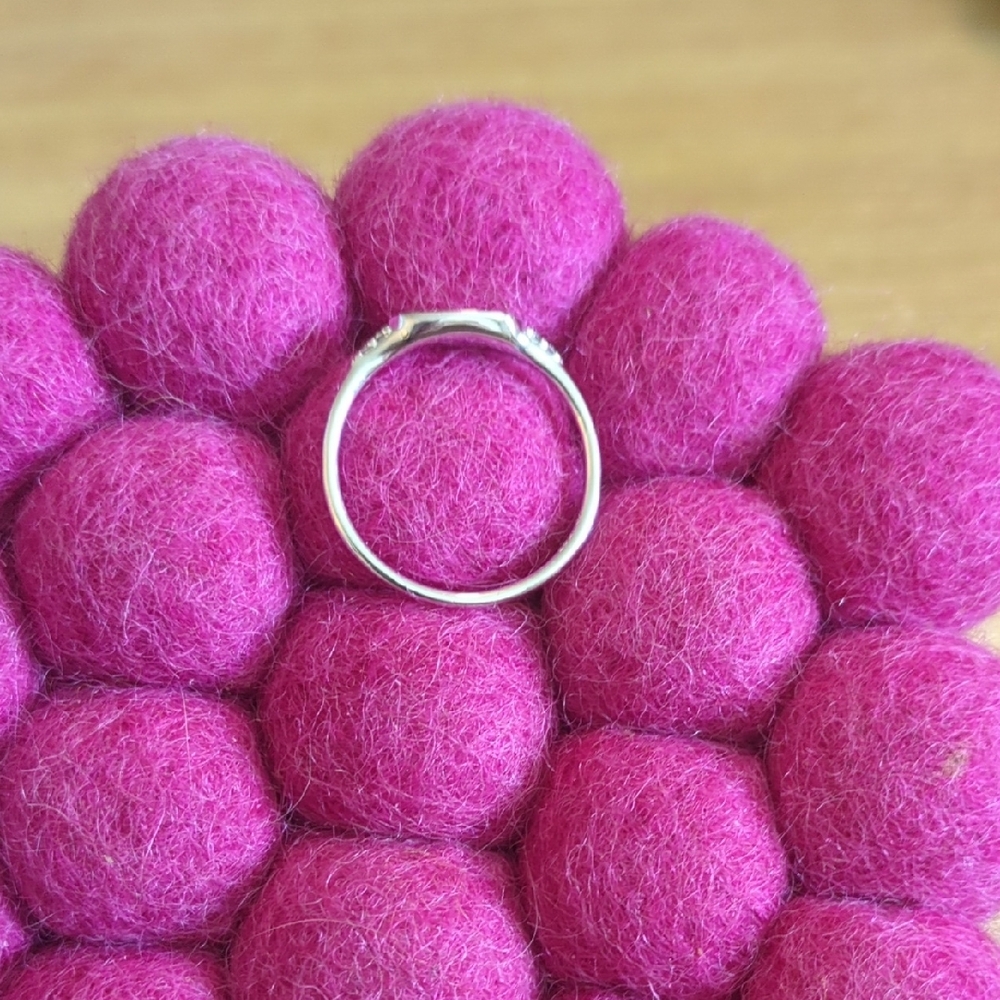 New Kendra Scott Fern 14k White Gold Band Ring in White Diamond - Picture 7 of 11